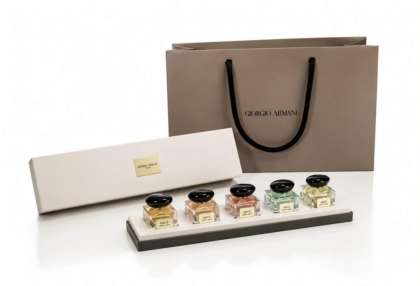 بكج عطور Giorgio armani ميني ماستر كوبي